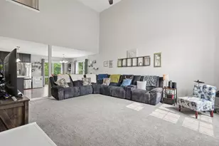 1751 Declaration Dr W, Lancaster, OH 43130 - Photo 9