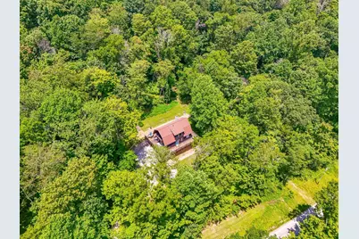 26060 Wildcat Hollow Road, Rockbridge, OH 43149 - Photo 5