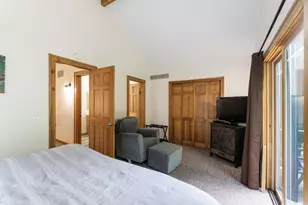 26060 Wildcat Hollow Rd, Rockbridge, OH 43149 - Photo 37