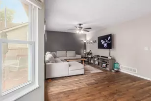 1661 Bendelow Dr, Columbus, OH 43228 - Photo 15