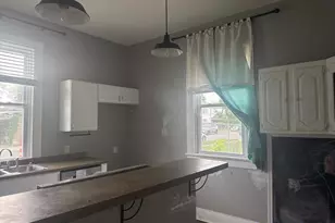 121 W Center St, London, OH 43140 - Photo 9
