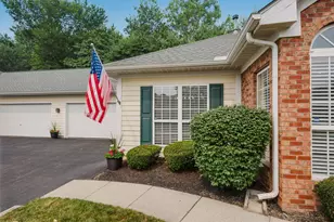 141 Glade Springs Dr, Blacklick, OH 43004 - Photo 3