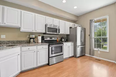 2660 Village Pier Lane #B10, Hilliard, OH 43026 - Photo 7