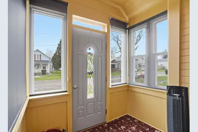 427 W Charles Street, Bucyrus, OH 44820 - Photo 5