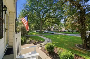 308 E Beaumont Rd, Columbus, OH 43214 - Photo 5