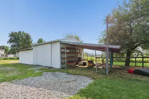107 W High St, Ashley, OH 43003 - Photo 59