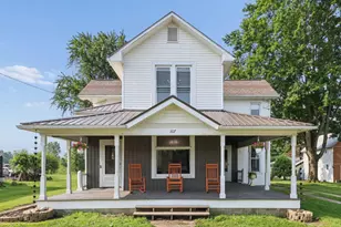 107 W High St, Ashley, OH 43003 - Photo 1