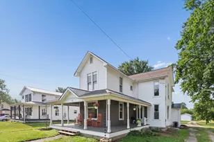107 W High St, Ashley, OH 43003 - Photo 3