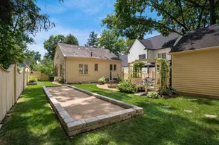 216 Erie Rd, Columbus, OH 43214 - Photo 43