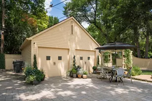 216 Erie Rd, Columbus, OH 43214 - Photo 39