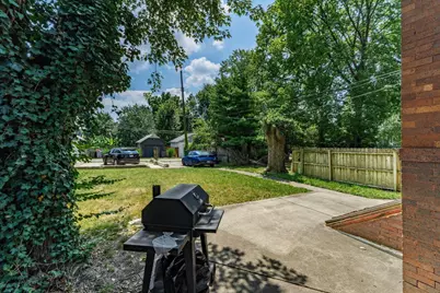 1735 Franklin Park S, Columbus, OH 43205 - Photo 45