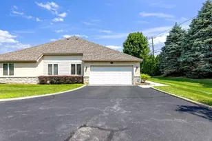 128 Brassic Way, Columbus, OH 43213 - Photo 3