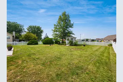 430 Mill Wood Boulevard, Marysville, OH 43040 - Photo 7