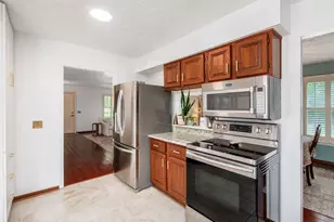 27 E South St, Worthington, OH 43085 - Photo 17