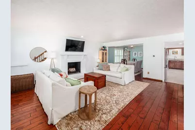 27 E South Street, Worthington, OH 43085 - Photo 5