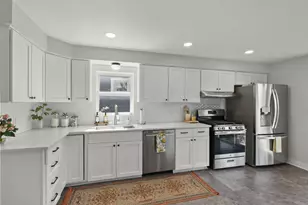 181 Tibet Rd, Columbus, OH 43202 - Photo 13