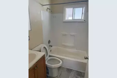 858 W Stephen Drive W, Columbus, OH 43204 - Photo 3