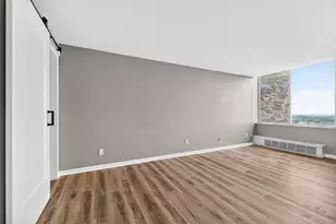1000 Urlin Ave, Columbus, OH 43212 - Photo 13
