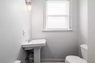 824 S High St, Columbus, OH 43206 - Photo 25
