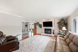 3181 Eastwick Rd, Columbus, OH 43232 - Photo 9