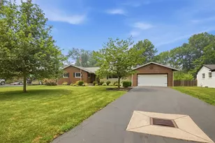 3181 Eastwick Rd, Columbus, OH 43232 - Photo 7