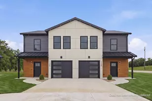 1237 S Trimble Rd, Mansfield, OH 44907 - Photo 1