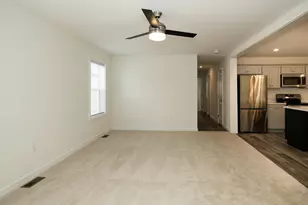 160 E Channel St, Newark, OH 43055 - Photo 7
