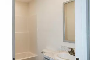 160 E Channel St, Newark, OH 43055 - Photo 23