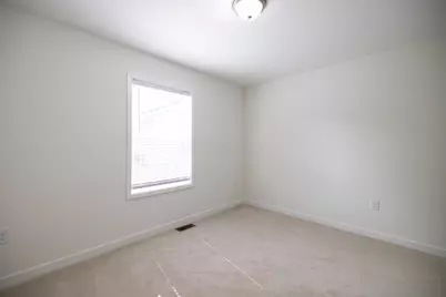 160 E Channel Street, Newark, OH 43055 - Photo 31