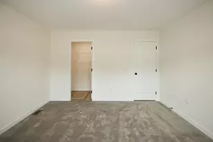 156 E Channel St, Newark, OH 43055 - Photo 27