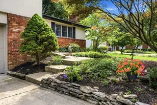 2445 Haverford Rd, Columbus, OH 43220 - Photo 1