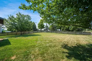 304 Evergreen Cir, Pickerington, OH 43147 - Photo 27