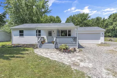 53 3rd Avenue SW, Pataskala, OH 43062 - Photo 1