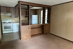 5842 Leaf Apple Ln, Columbus, OH 43232 - Photo 5