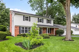 1400 Oakbourne Dr, Columbus, OH 43235 - Photo 1