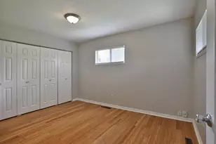 2353 Hanna Dr, Columbus, OH 43211 - Photo 13