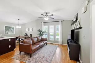 6360 Shaftsbury Ln, Dublin, OH 43017 - Photo 5