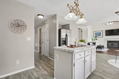 1540 Whitcombe Way, Columbus, OH 43228 - Photo 11