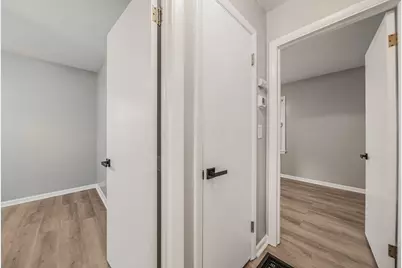 852 E Longview Avenue, Columbus, OH 43224 - Photo 27