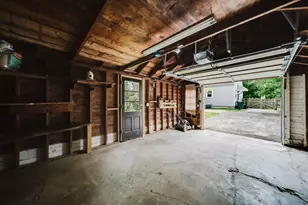 852 E Longview Ave, Columbus, OH 43224 - Photo 49