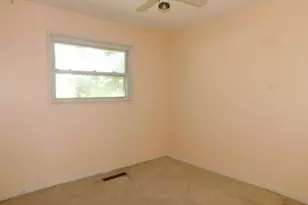 4550 Etna Rd, Whitehall, OH 43213 - Photo 9