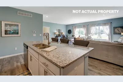 563 Darliene Drive, Plain City, OH 43064 - Photo 5