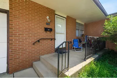 2120-2122 Jewett Drive, Columbus, OH 43229 - Photo 3