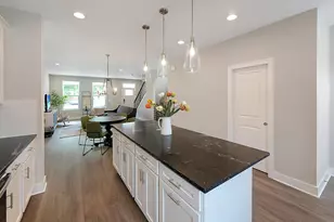41 S Hartford Ave, Columbus, OH 43222 - Photo 5