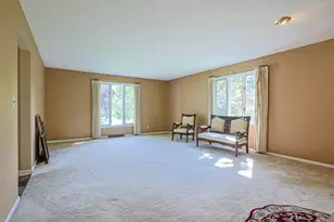 2727 Wellsford Ln, Springfield, OH 45503 - Photo 7