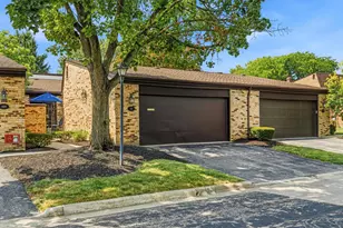 1691 Arlingate Dr N, Upper Arlington, OH 43220 - Photo 1