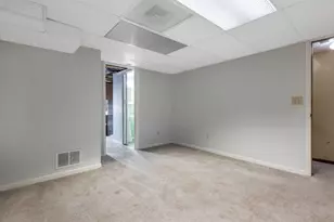 2325 Sandman Dr, Columbus, OH 43235 - Photo 31