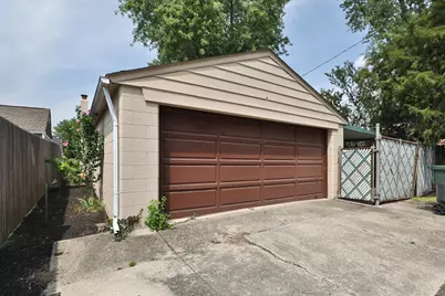 177 E Royal Forest Boulevard, Columbus, OH 43214 - Photo 33