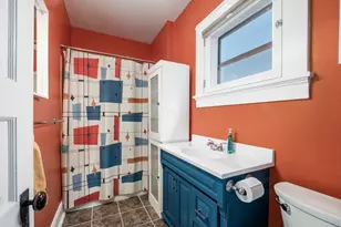 176 E Kelso Rd, Columbus, OH 43202 - Photo 35