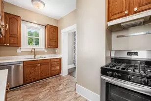 176 E Kelso Rd, Columbus, OH 43202 - Photo 23